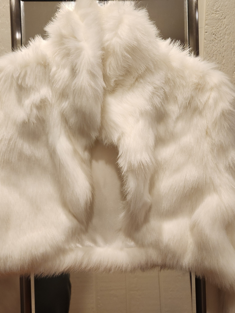 Women's White Faux Fur Bolero Jacket